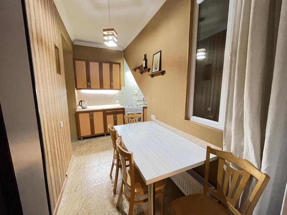 La Casa De Tbilisi Apartamento Exterior foto