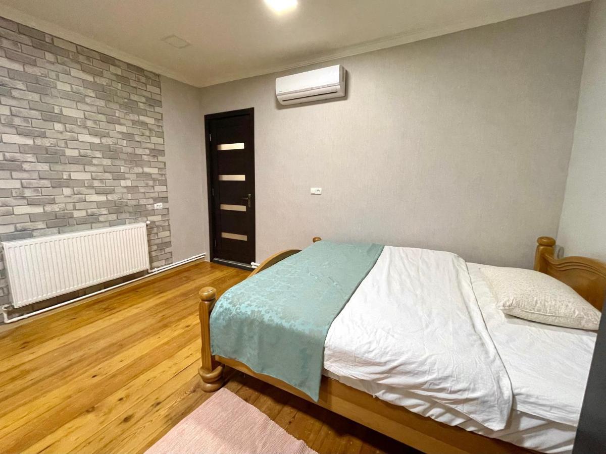La Casa De Tbilisi Apartamento Exterior foto